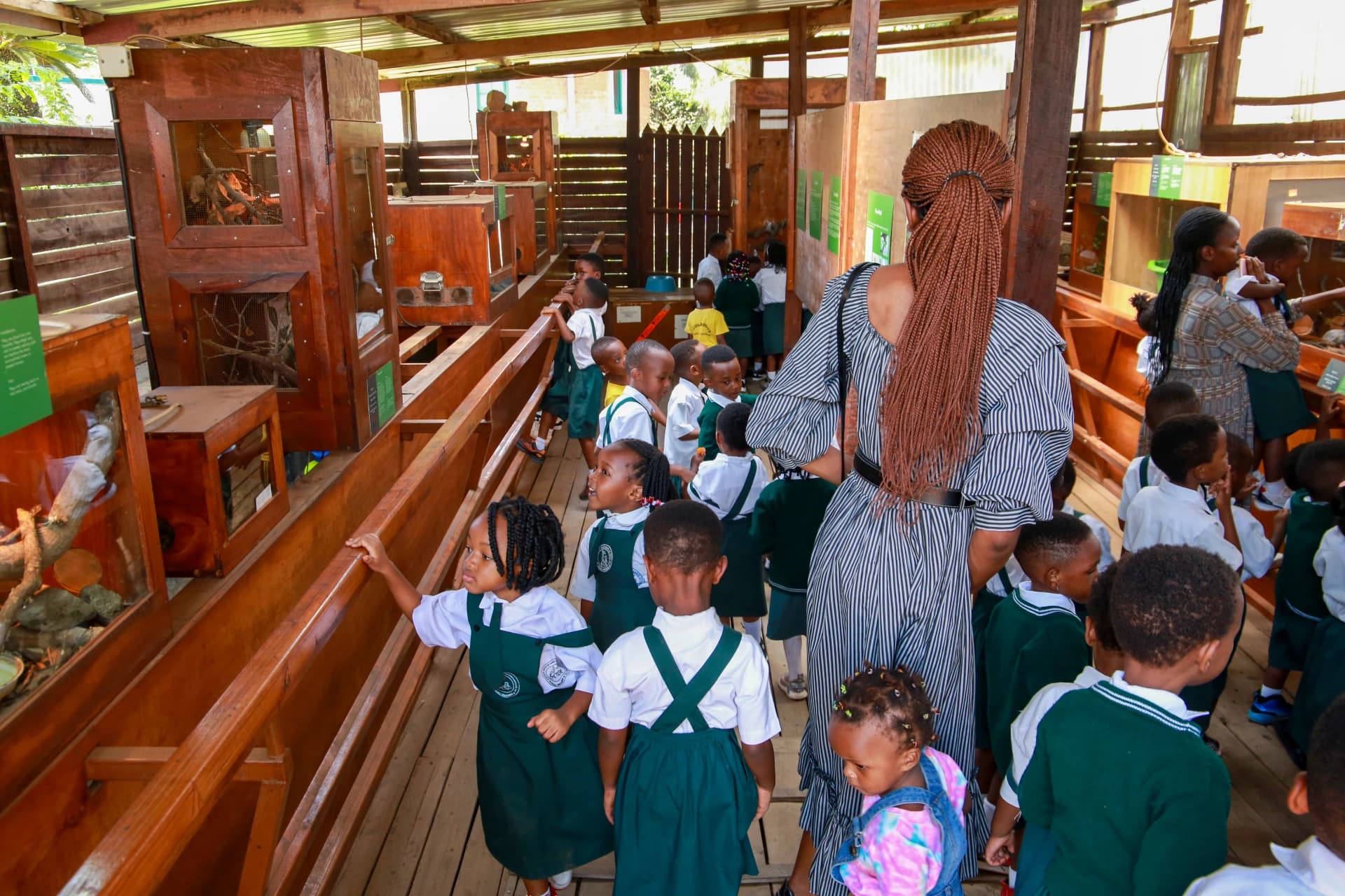 Ecole Dove Students