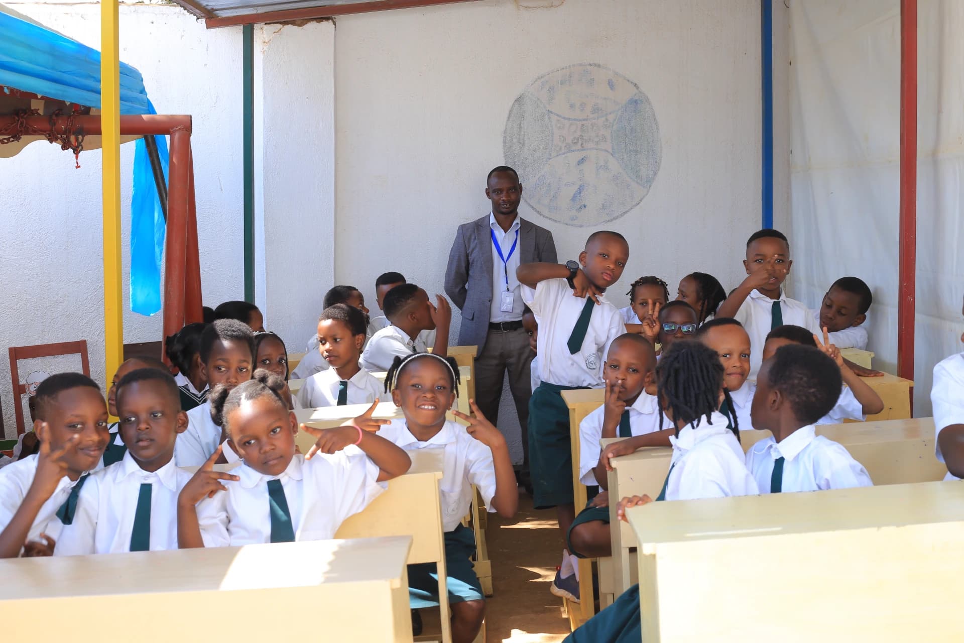 Ecole Dove Students